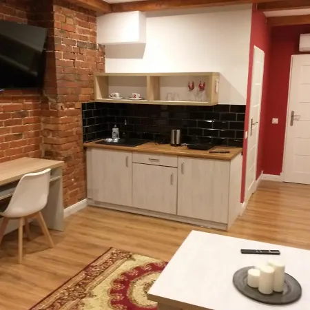 Aparthotel Sudecka 4*