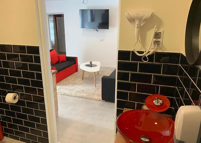 Aparthotel Sudecka 4*