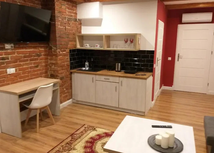 Aparthotel Sudecka 4*